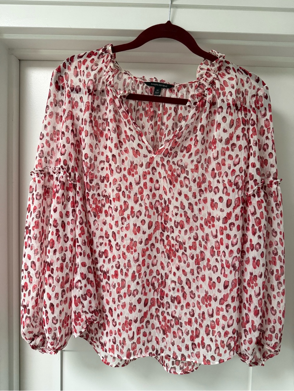 Banana Republic Pink Leopard-Print V-Neck Ruffle Blouse